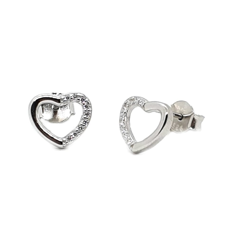 Vendita di u and me orecchino a cuore in zirconia realizzato in argento sterling 925, il suo design di 1 cm di larghezza e forma un cuore