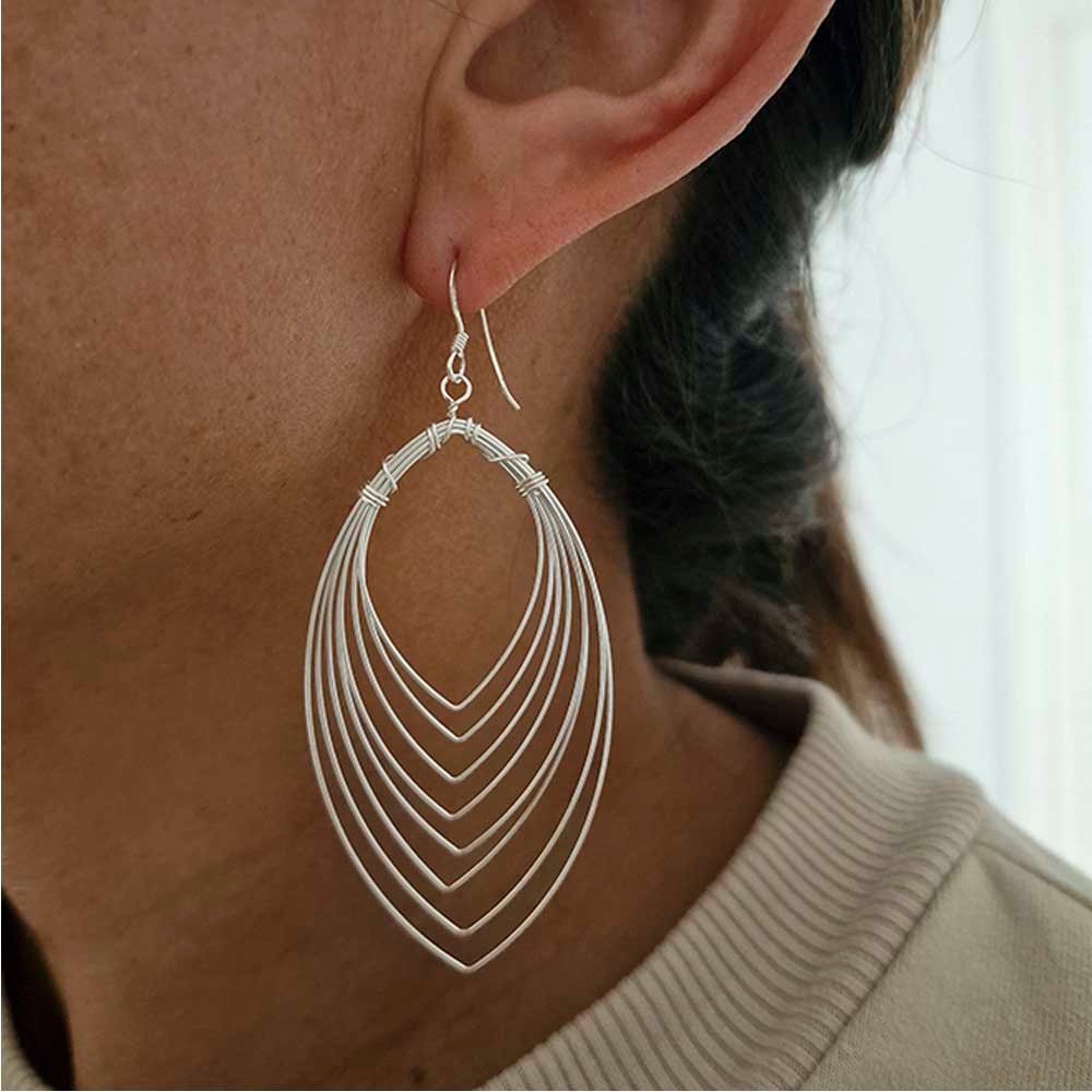 Sale of long earring with design in 925 sterling silver hippie stick, its length of 7.5 cm